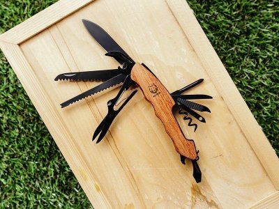 ADVENTURER, višenamenski nož sa 12 funkcija, bež