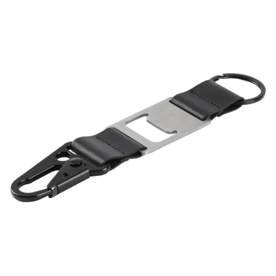 Privezak za ključeve sa otvaračem za flaše i karabinjerom BELT