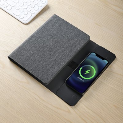 FULTON 3IN1, portfolio sa notesom a5, pomoćnom baterijom 5.000 mah, bežičnim punjačem za tri uređaja i magnetom, magsafe, tamno sivi