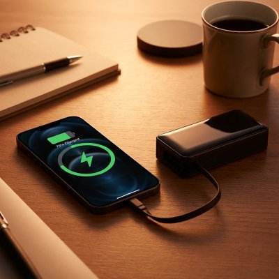 ZEST 10PD, pomoćna baterija, 10.000 mah, crna