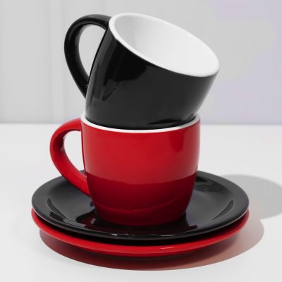 MOMENTO C, šolja za cappuccino sa tacnom od fine keramike, 150 ml, crvena