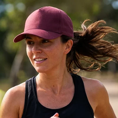 VOLLEY, kačket sa 5 panela, metalna kopča, crni