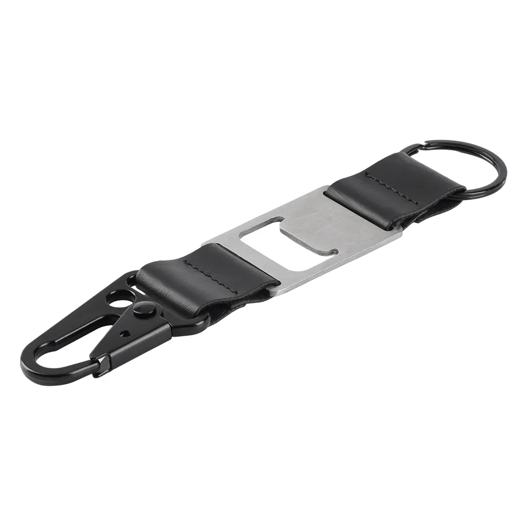 Privezak za ključeve sa otvaračem za flaše i karabinjerom BELT